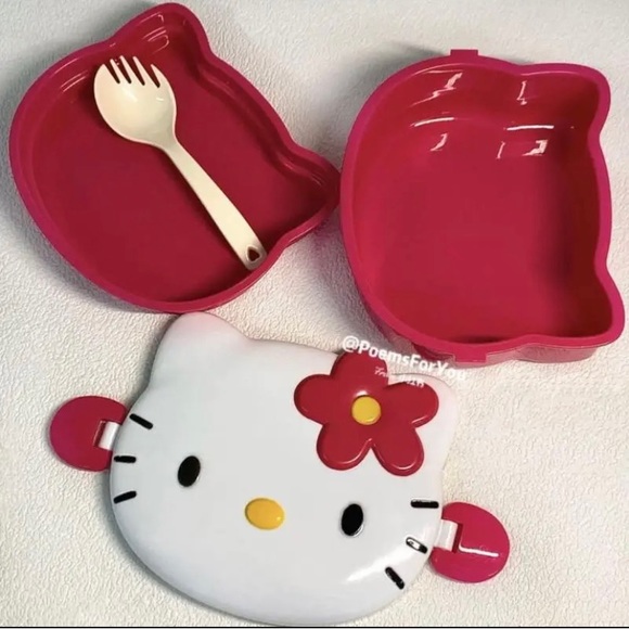 Hello Kitty Bento box , comes with spork (half spoon half fork) - Picture 5 of 6